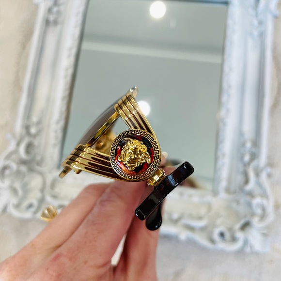 AUTHENTIC VERSACE Vintage Logo Dress Sunglasses MONOGRAM Medusa Glasses and Case - Picture 4 of 15